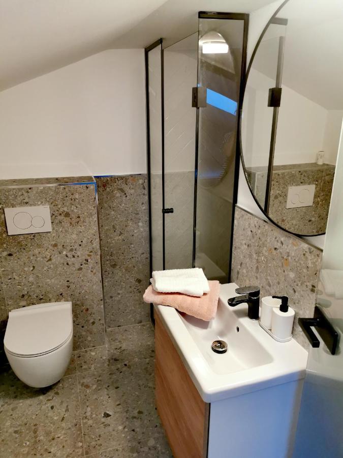 Rainbow Apartment, Копер Екстер'єр фото