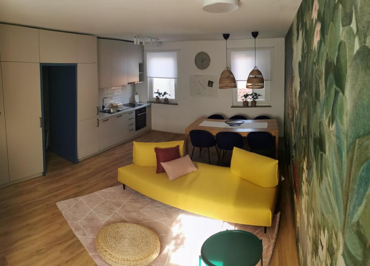 Rainbow Apartment, Копер Екстер'єр фото